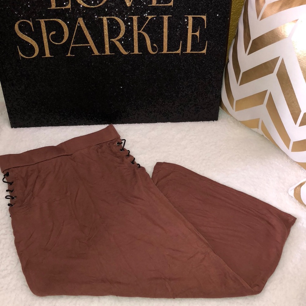 *Fitted Below The Knee Skirt*